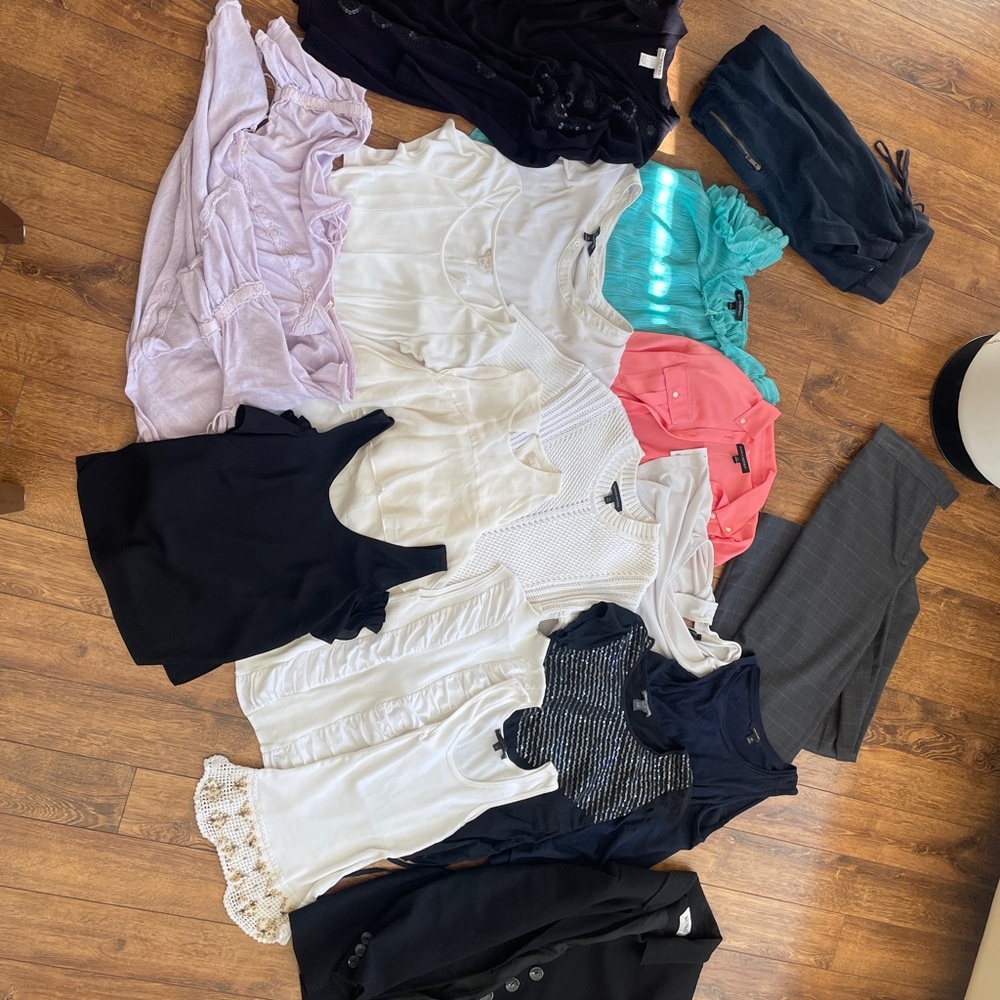 CLOSET CLEANOUT: Banana Republic, Guess, Calvin Klein, Armani Exchange, and MORE